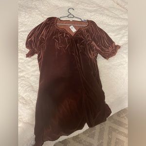 New with tags old navy maroon/brownish velvet dress